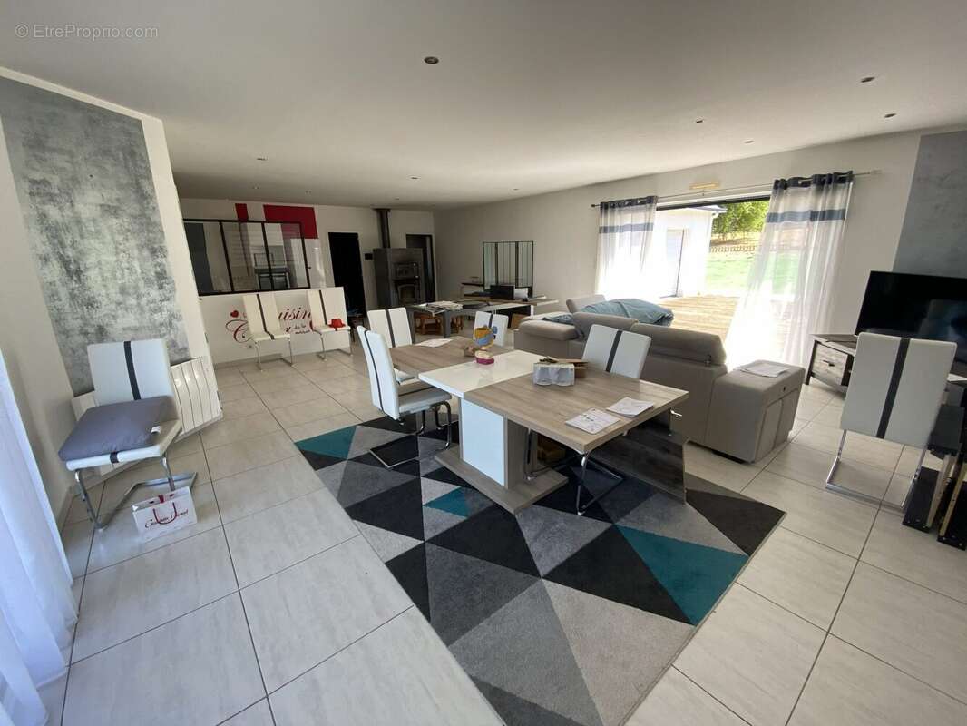 Maison 118 m² à Kervignac  - photo 3