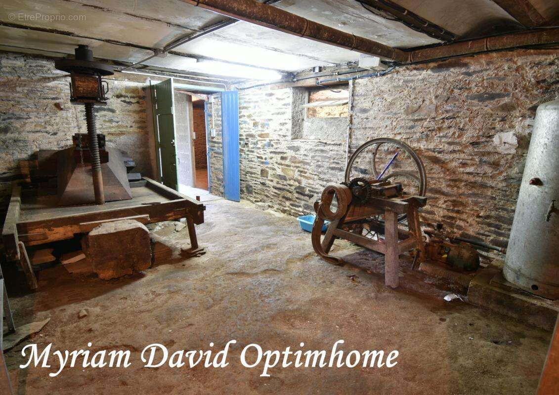 Charmante maison ancienne à rénover proche Bon-Repos (22) - photo 32