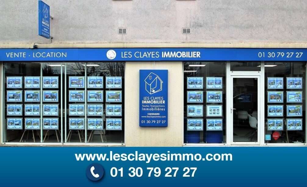 Appartement à LES CLAYES-SOUS-BOIS