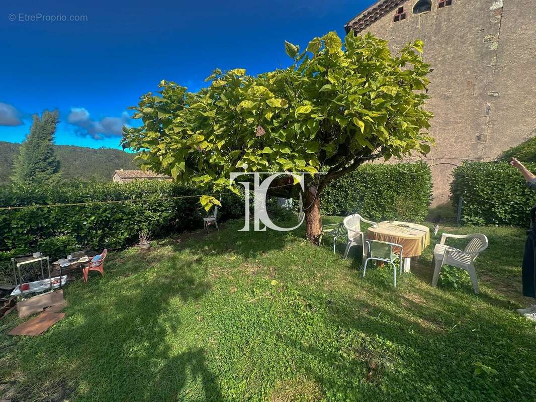 Appartement à GAGNIERES