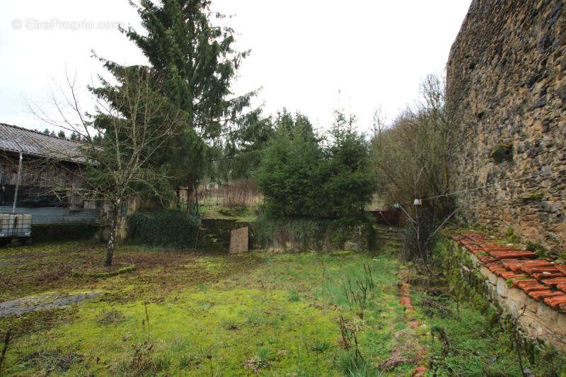 Maison à BOURMONT