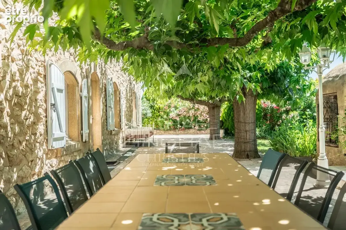 Exclusivité - Superbe mas en pierre avec piscine et tennis entre L'Isle-sur-la-Sorgue et Cavaillon - photo 2