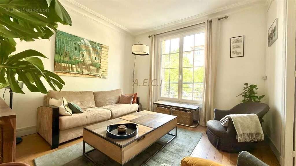 Appartement à ASNIERES-SUR-SEINE