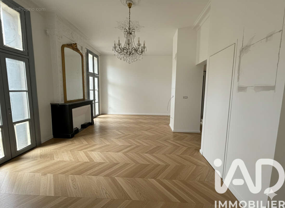 Photo 2 - Appartement à VALERGUES