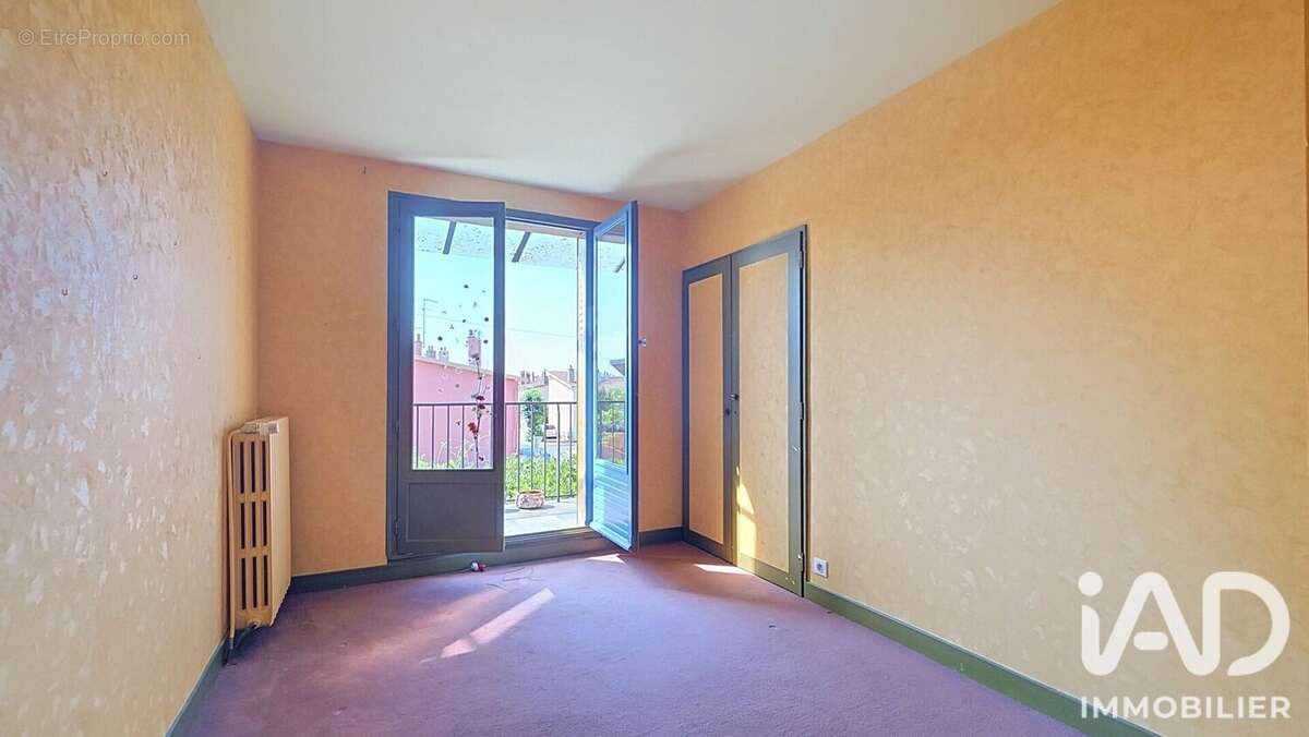 Maison 94 m² à Yzeure  - photo 8