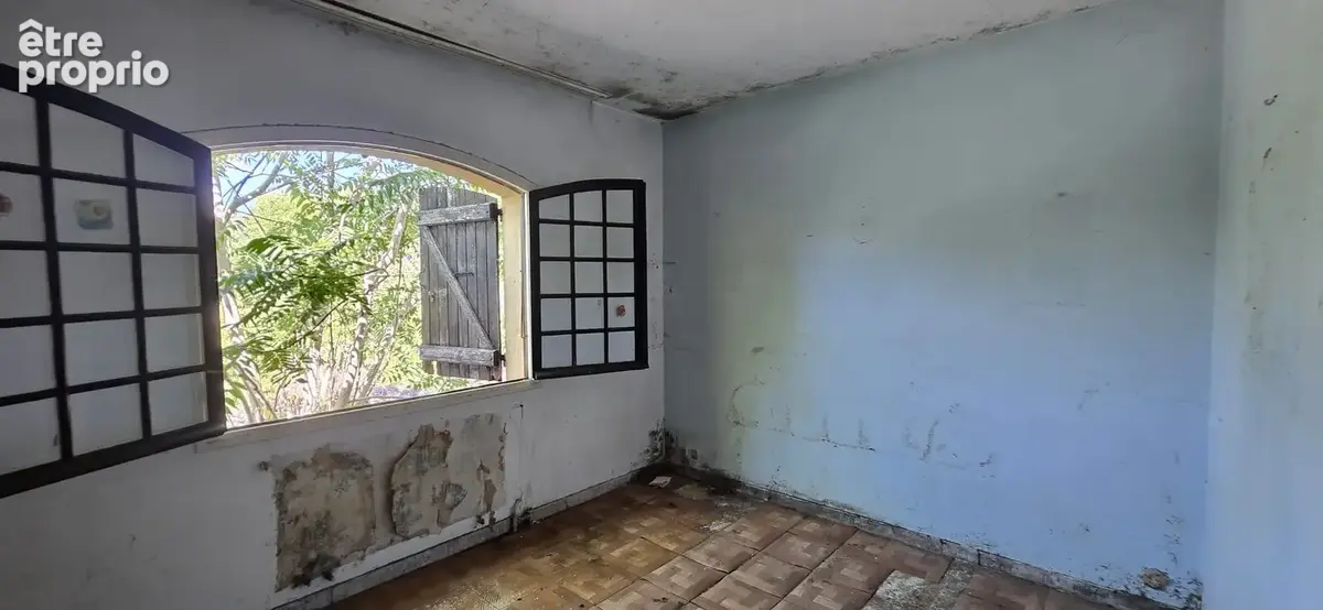 MOUANS-SARTOUX à vendre au calme absolu maison de plain-pied 3 pièces de 79 m2 sur 2.500 m2 de terrain - photo 5