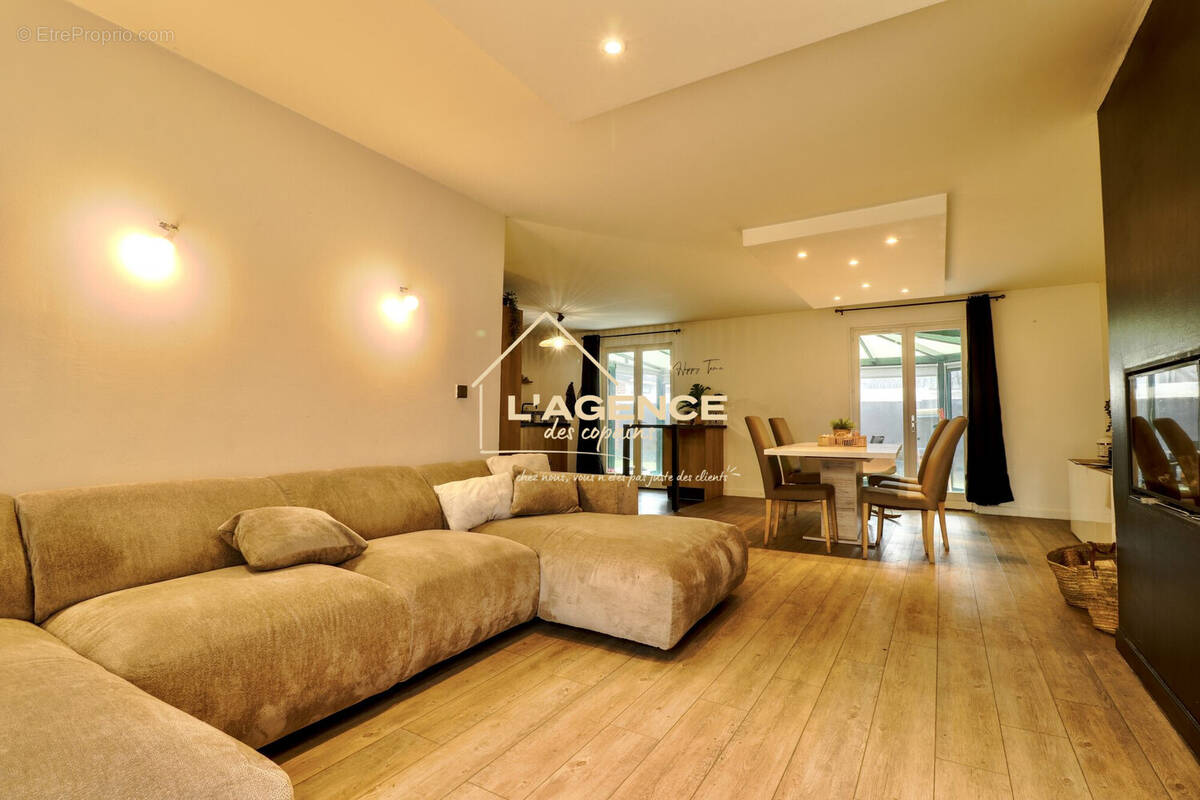 Maison à HAZEBROUCK