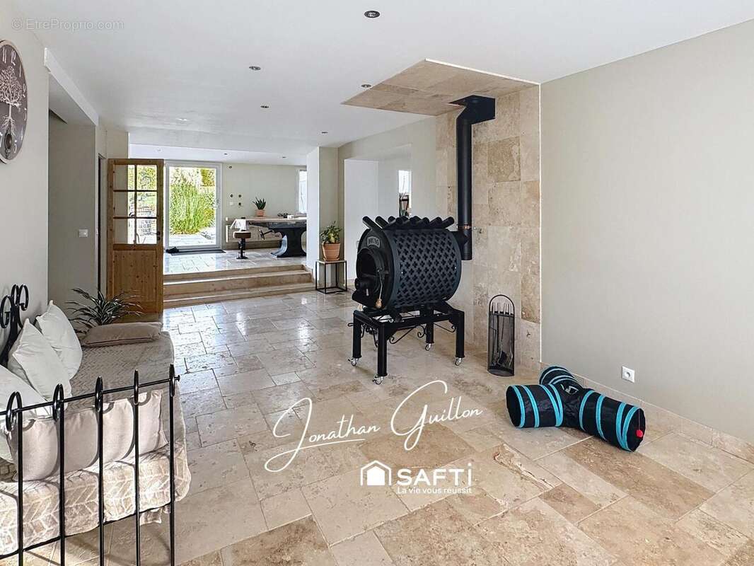 Photo 8 - Maison à CRECY-LA-CHAPELLE