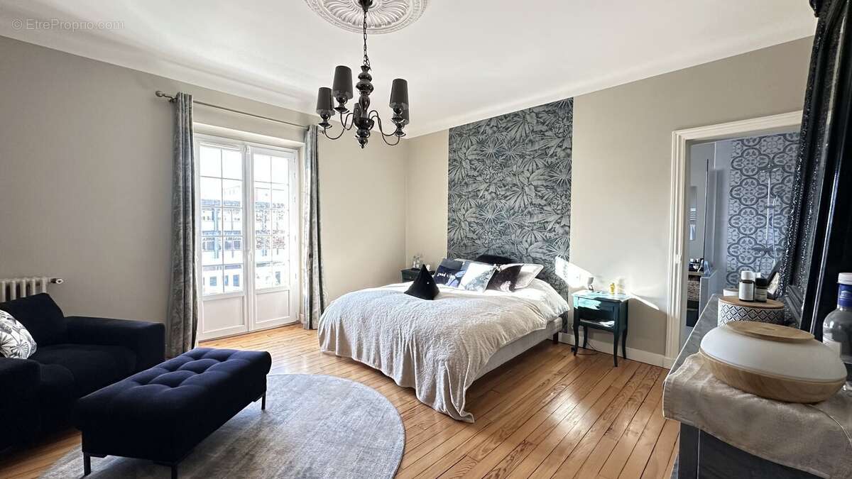 Maison de maitre de type t9 de 203 sur une parcelle de 1527 m2 - photo 16
