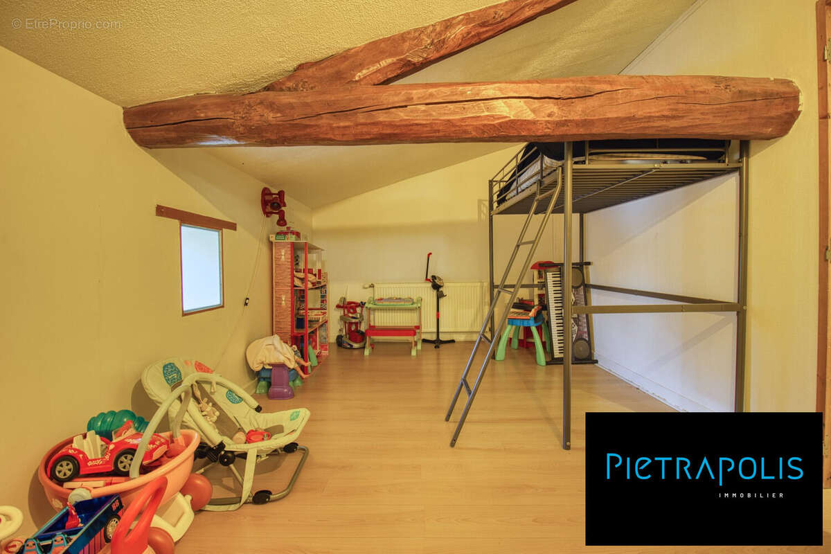 Maison à PONT-DE-VEYLE