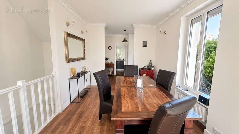 Maison à vendre 6 pièces MAISONS LAFFITTE (78) - photo 3