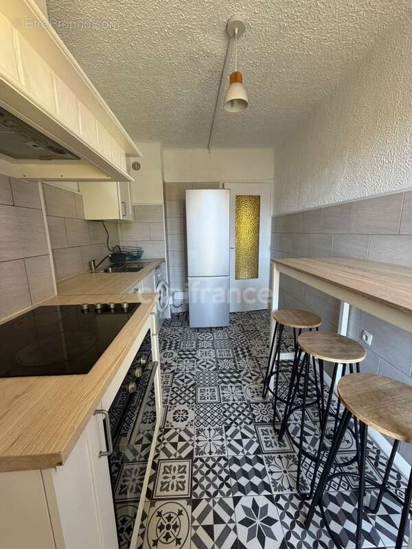 Appartement à MARSEILLE-5E