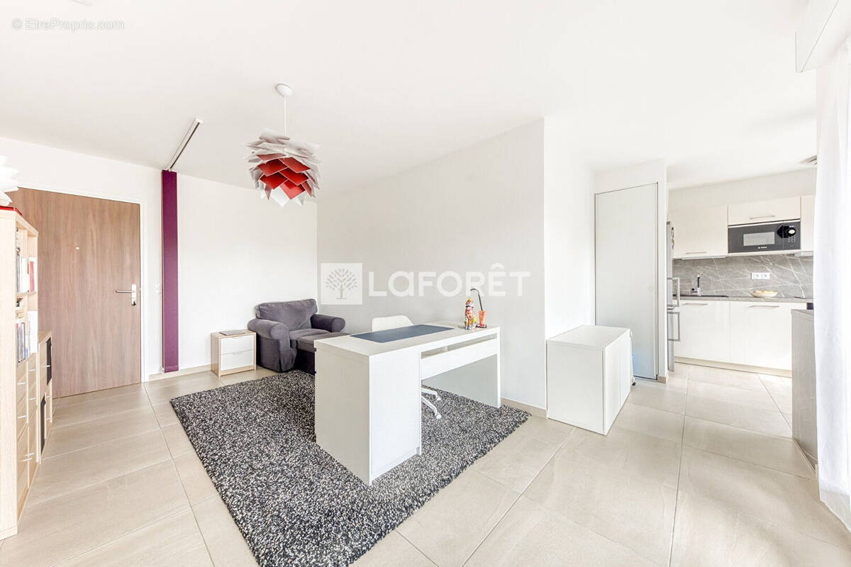 Appartement à PONTAULT-COMBAULT