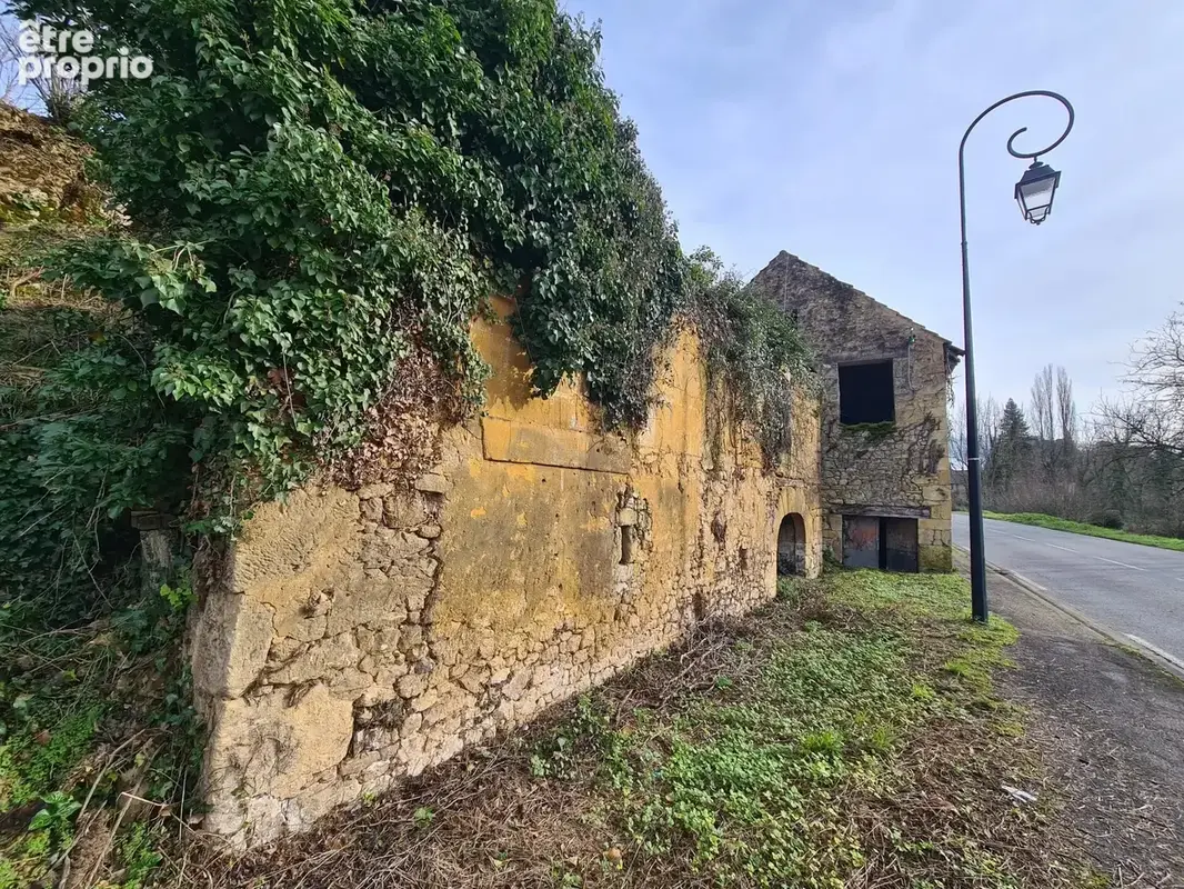 Charmante grange en pierre avec ruine, terrain et grotte - photo 2