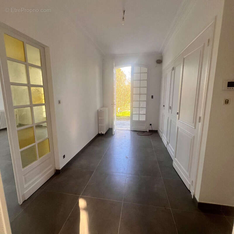 Maison à SAINT-SULPICE-ET-CAMEYRAC