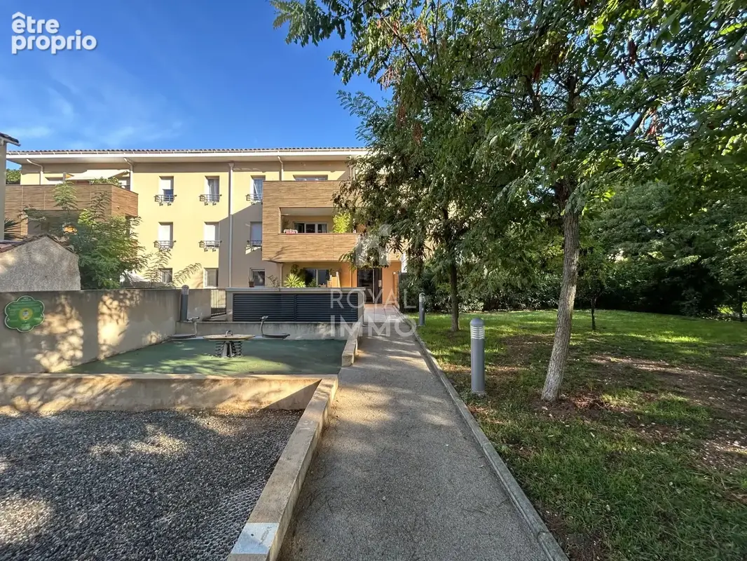 Toulon est bas ortolan t3 dernier etage + terrasse + parking - photo 10