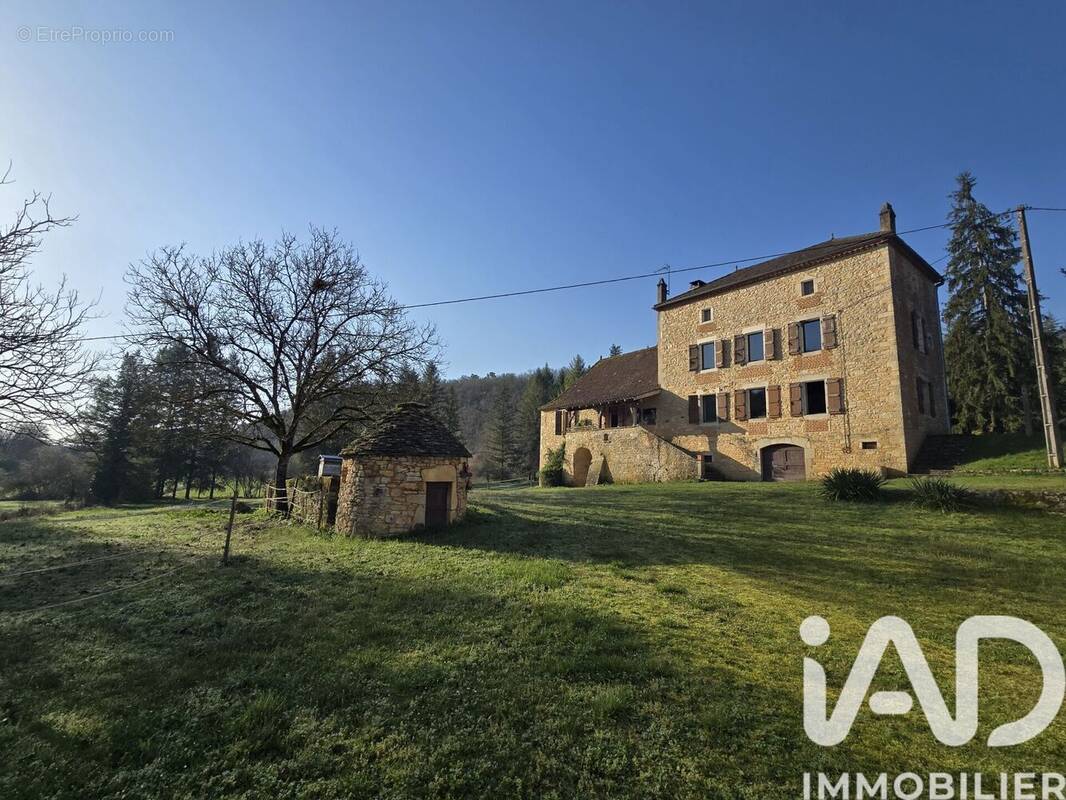 Photo 1 - Maison à LES JUNIES