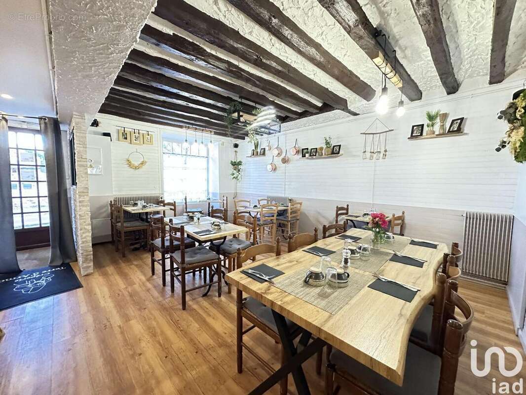 Photo 4 - Commerce à ORSAY