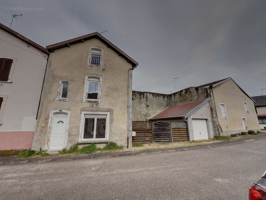 Maison de village, martigny les bains - photo 6