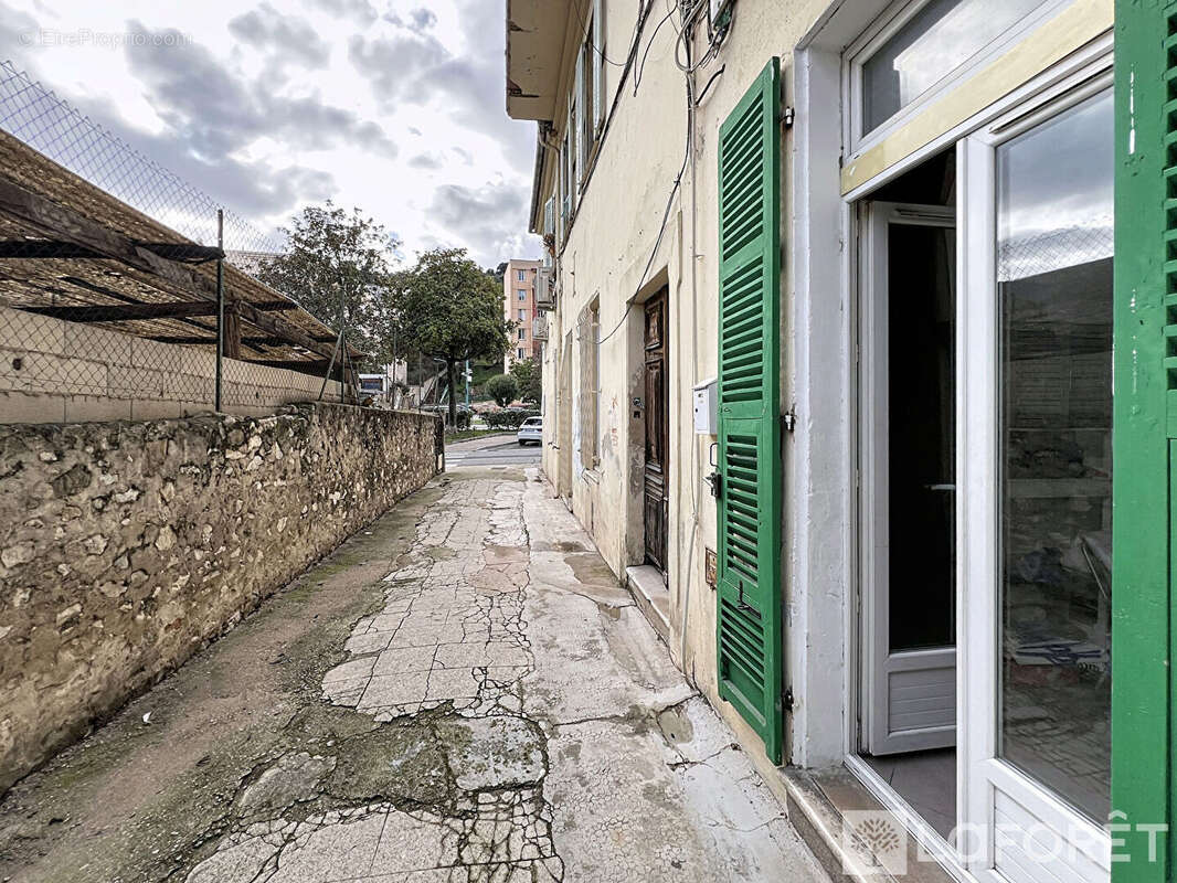 Appartement à MENTON