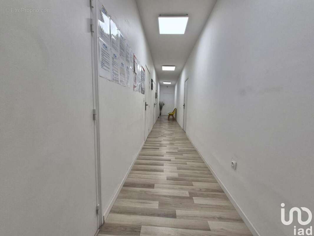 Photo 8 - Commerce à SAINT-BRICE-COURCELLES