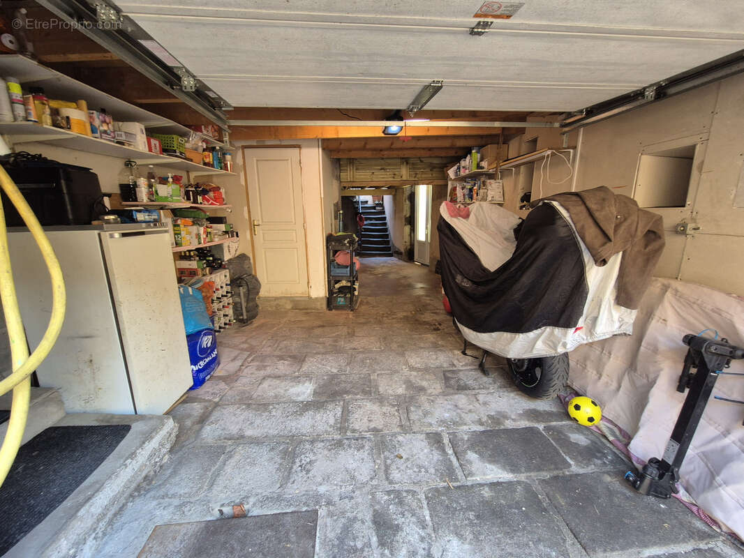 Maison à LA ROCHE-BLANCHE