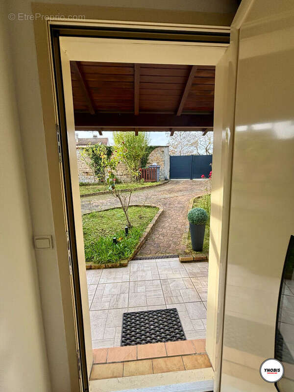 Maison à LES MUREAUX