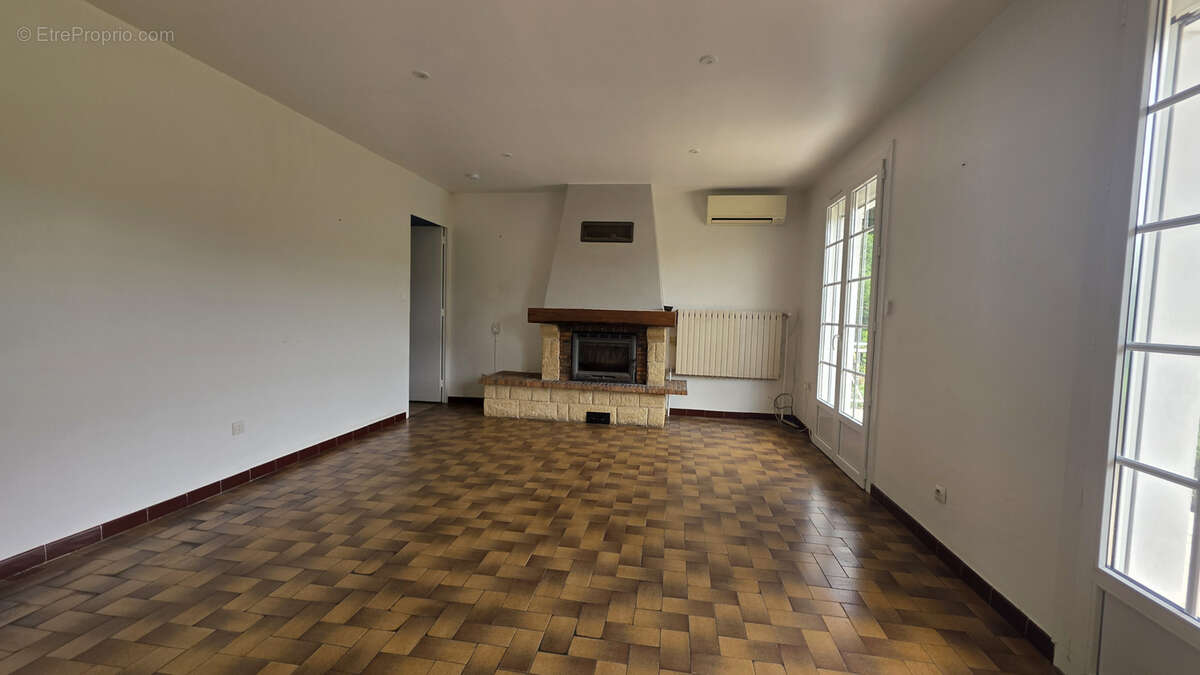 plain pied de 78 m2 sur plus de 6 000m2 de terrain - photo 6