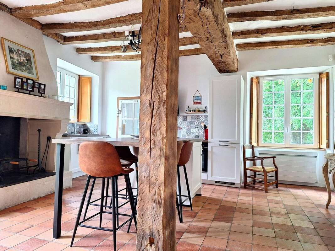 Maison 141 m² à La Rouxiere  - photo 3