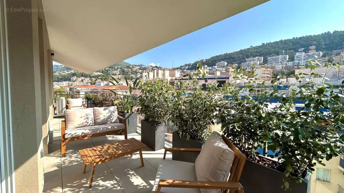 Appartement à NICE