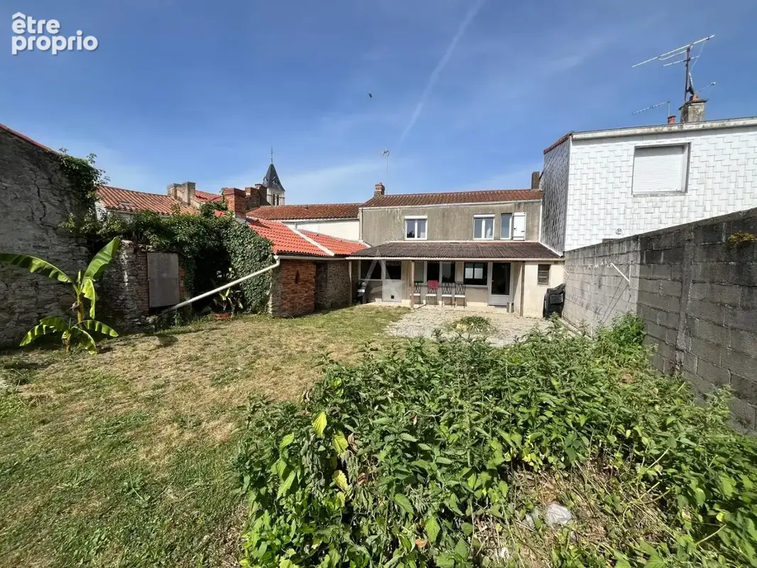 Maison de bourg - Nesmy - photo 12
