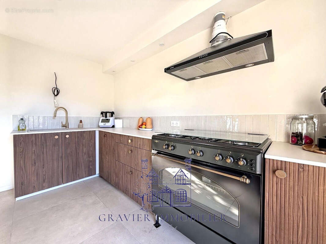 Maison à LA VALETTE-DU-VAR