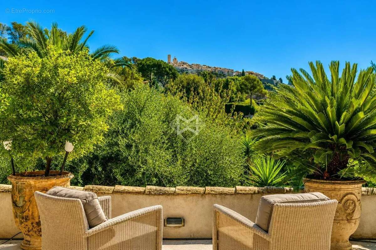 Saint-Paul de Vence - belle provençale avec vue Village - photo 19