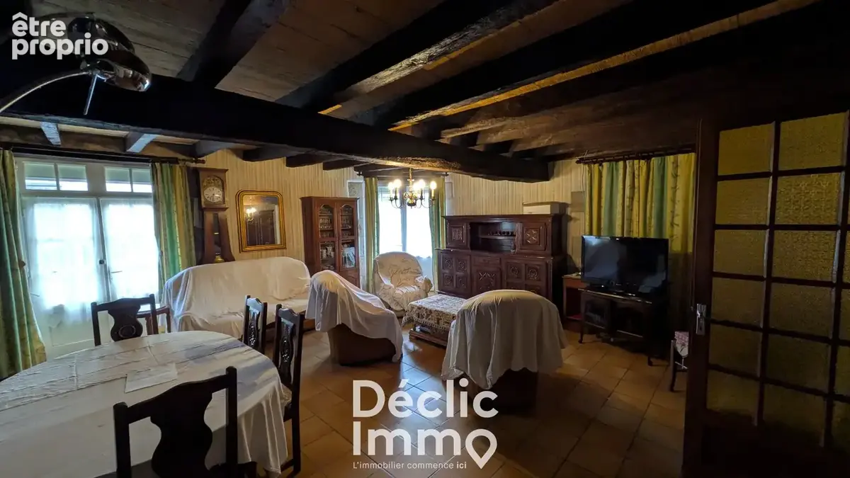 Maison familiale avec garage, dépendances et grenier aménageable à Champagne-Mouton - photo 6