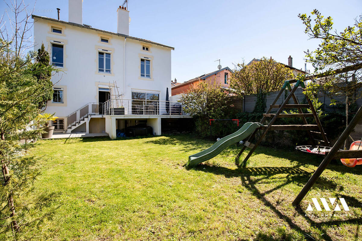 Maison à CHAMPIGNEULLES