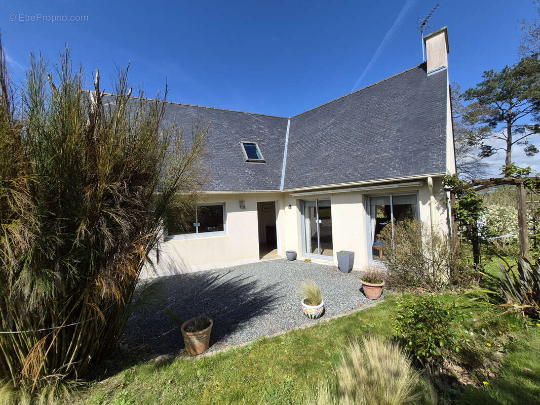 Maison à LOCQUENOLE
