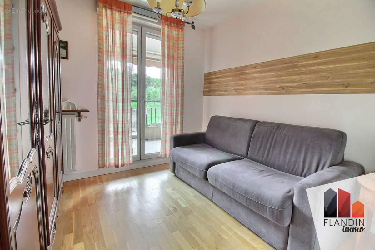 Appartement à CHARLY