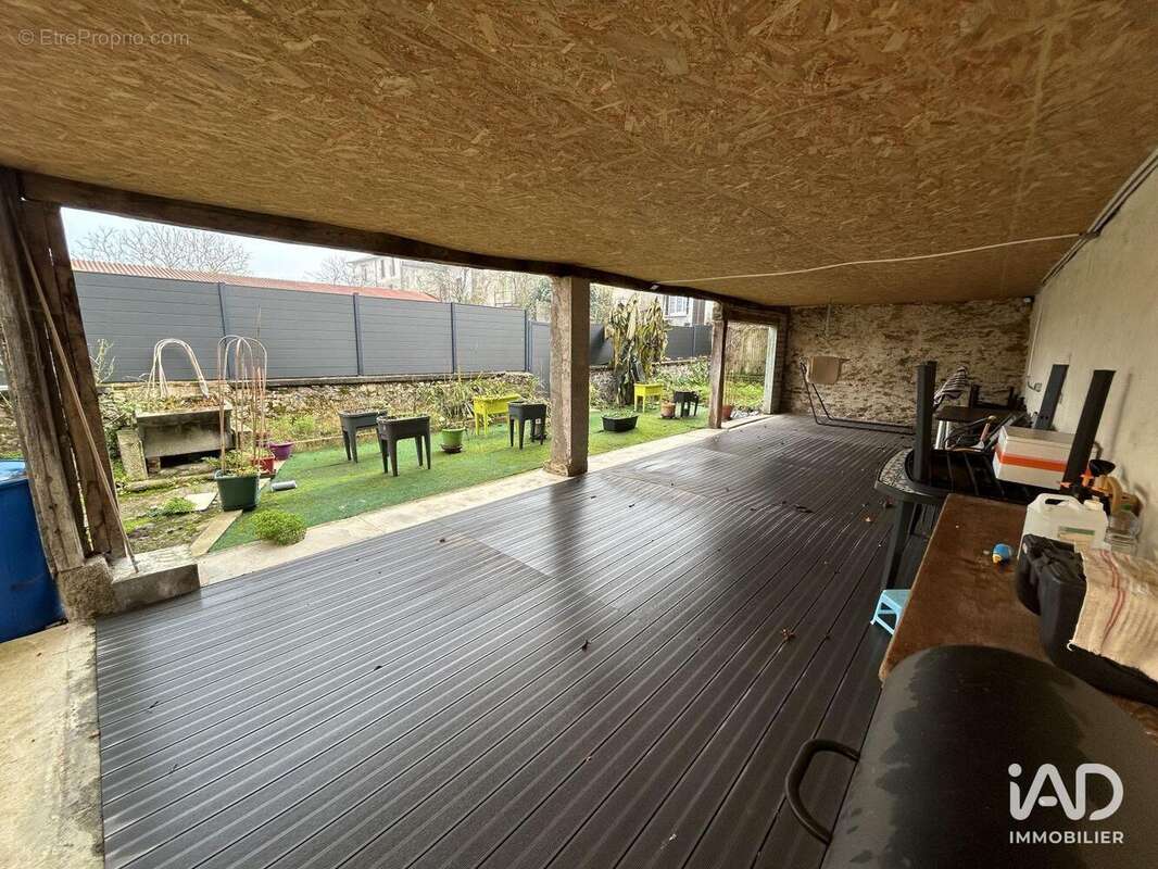 Photo 8 - Maison à SAINT-LEONARD-DE-NOBLAT