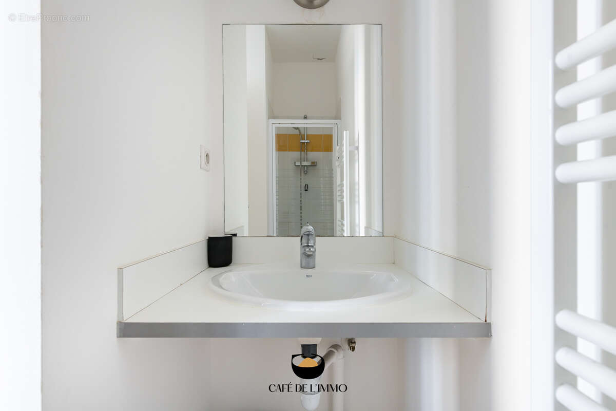 Appartement à MARSEILLE-2E