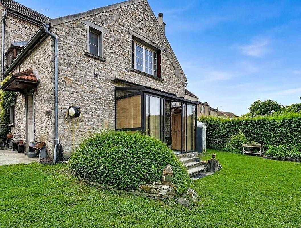 Maison à MASSANGIS