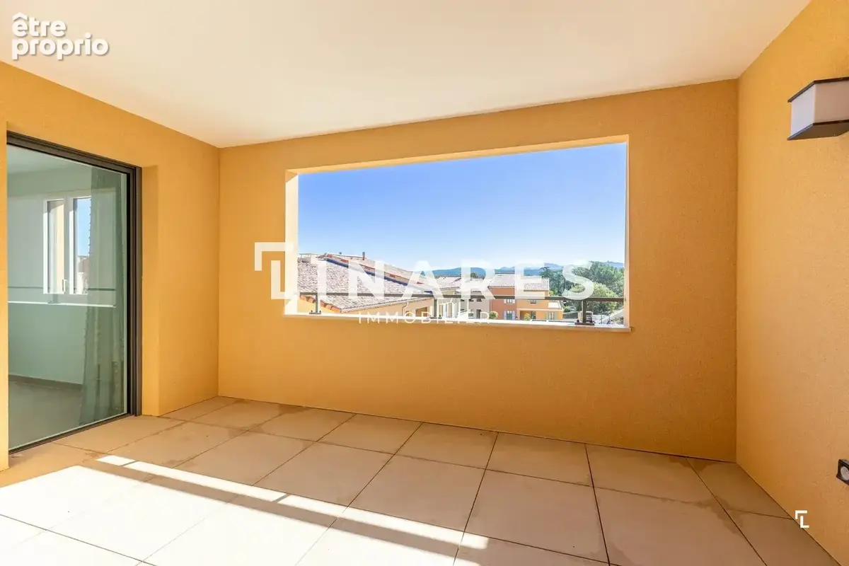 L'EXCEPTION DURANNE - Appartement T4 de 110m2 - Dernier étage - Terrasse - Double stationnement - 13100 Aix en Provence - photo 12