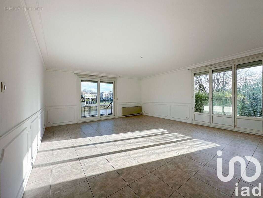 Photo 2 - Appartement à SENS