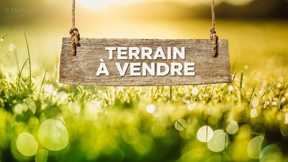 Terrain à PREY