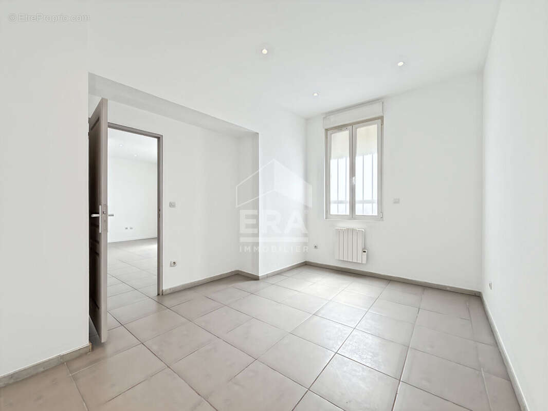 Appartement 41m² à marseille 4e arrondissement - photo 4