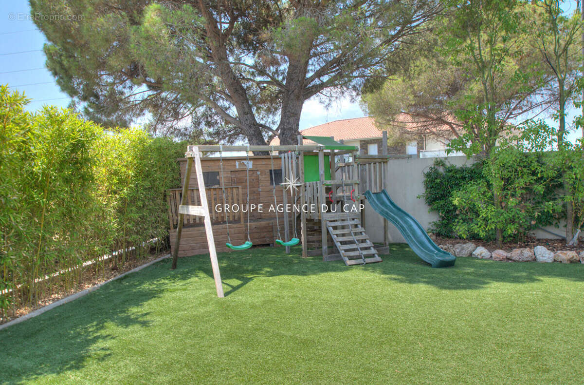 Maison à PUGET-SUR-ARGENS