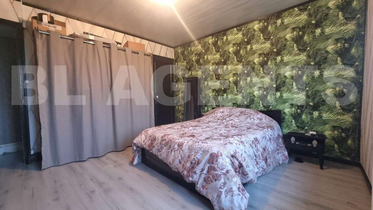 44aeac75-2cd1-405f-8c03-908e4cae81f4 - Maison à BLAGNY