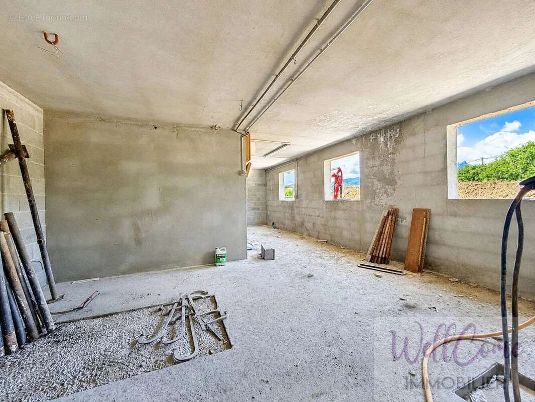 Plateau brut – T4 Duplex Jardin de 98 m² avec jardin de 130 m² – Grésy-sur-Aix - photo 5