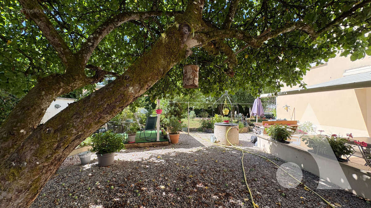 Maison avec gite - Verpillières-sur-Ource (10360) - photo 2