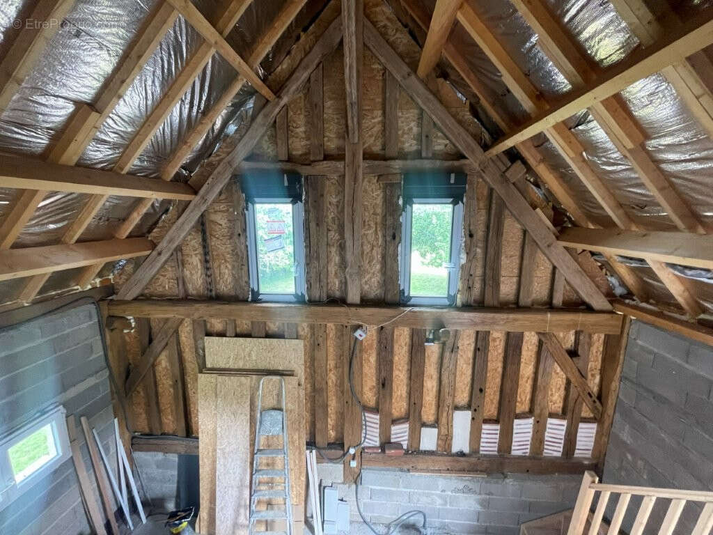 Maison à BEAUMONT-LES-AUTELS