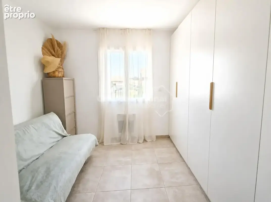Exclusivité - VILLA NEUVE A COMPS quartier calme - photo 8